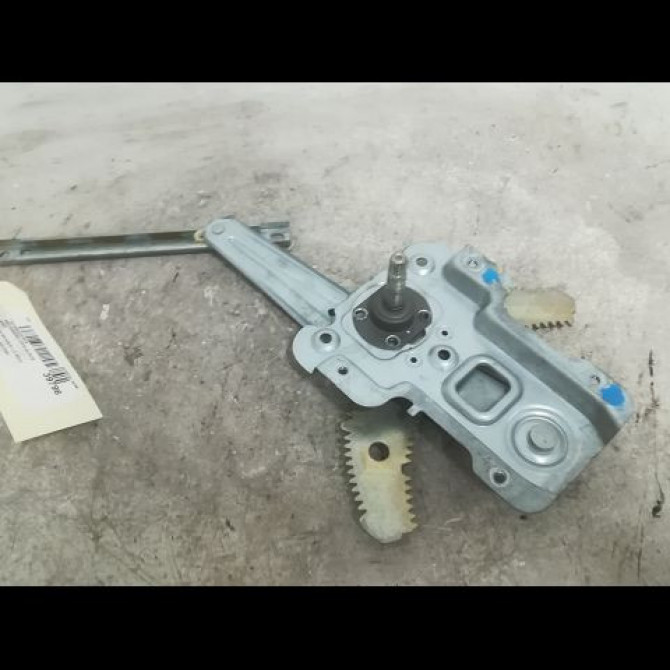 Mecanisme leve-glace arrière droit occasion NISSAN MICRA III Phase 2 11-2005->11-2007 1.2i 65ch 82720AX11B 1