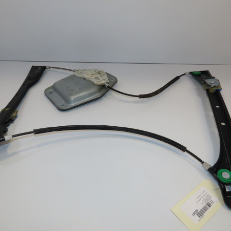 Mecanisme+moteur leve-glace avg occasion VOLKSWAGEN GOLF PLUS Phase 1 04-1995->04-1999 1.6 TDI 105ch 5M0837461