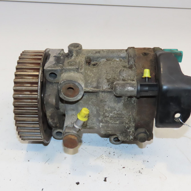 Pompe hp occasion RENAULT CLIO III Phase 1 09-2005->03-2009 1.5 DCI 70ch 167005809R 3