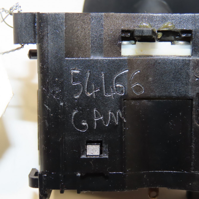 Commande clignotant occasion RENAULT TWINGO II Phase 1 06-2007->11-2011 1.2i 60ch 7701072110 4