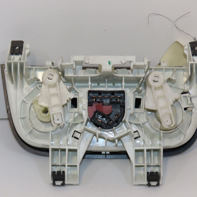 Commande de chauffage occasion FIAT FIORINO III Phase 1 01-2008->... 1.3 MULTIJET 16v 95ch 735525783 2