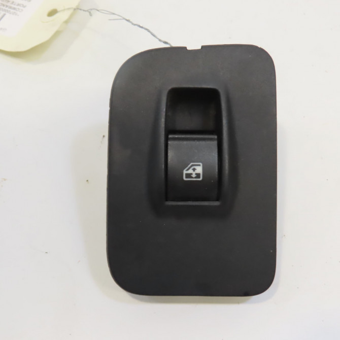 Commande lève-glace porte avant droite occasion FIAT FIORINO III Phase 1 01-2008->... 1.3 MULTIJET 16v 95ch 735461282 1