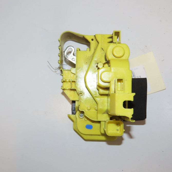 Serrure porte coulissante d occasion FIAT FIORINO III Phase 1 01-2008->... 1.3 MULTIJET 16v 95ch 52139151 2