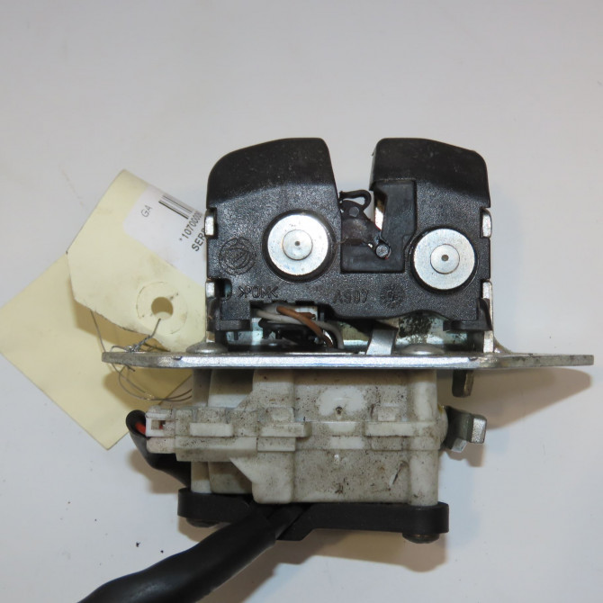 Serrure hayon occasion FIAT FIORINO III Phase 1 01-2008->... 1.3 MULTIJET 16v 95ch 51949047 1