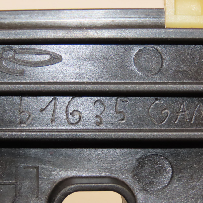 Mecanisme+moteur leve-glace avg occasion  807216723R 7