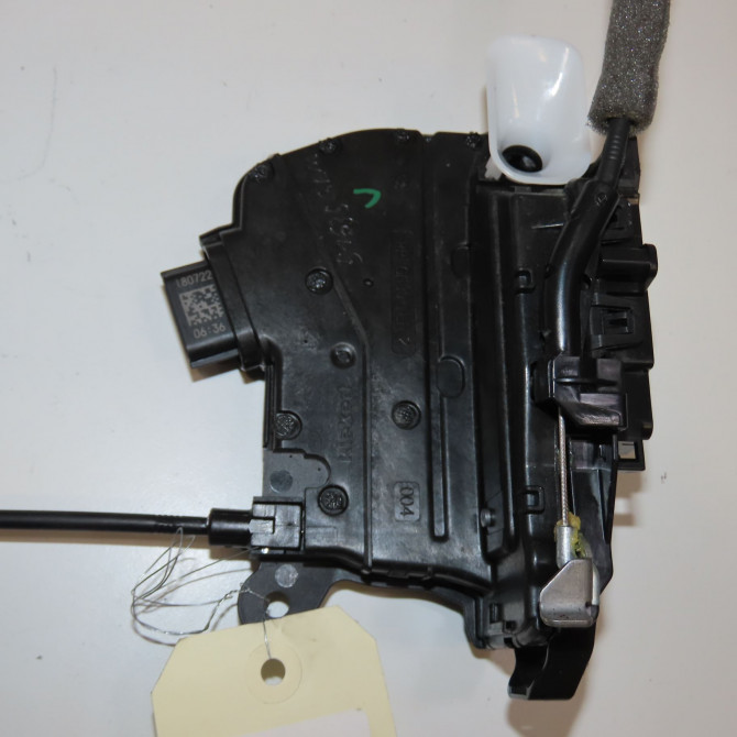 Serrure porte avg occasion  805032387R 2