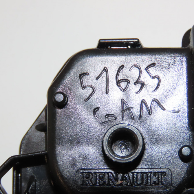 Serrure hayon occasion  846304010R 4