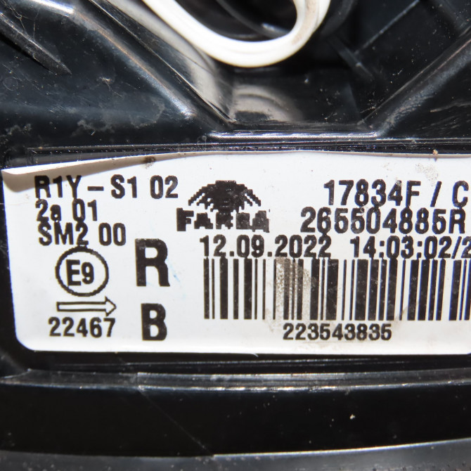 Feu arrière droit occasion  265504885R 4