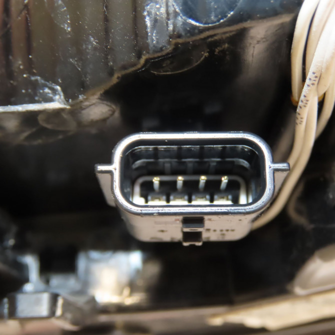 Feu arrière gauche occasion  265551035R 3