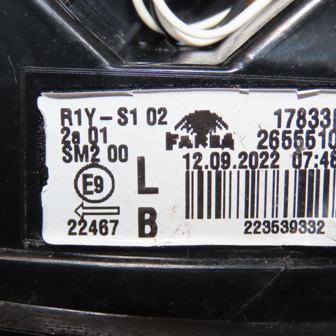 Feu arrière gauche occasion  265551035R 4