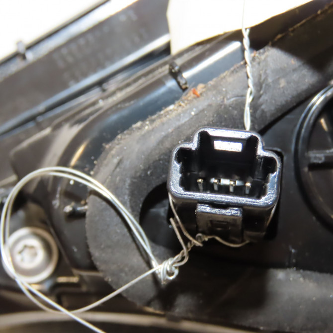 Feu arrière interieur gauche occasion  265553226R 3