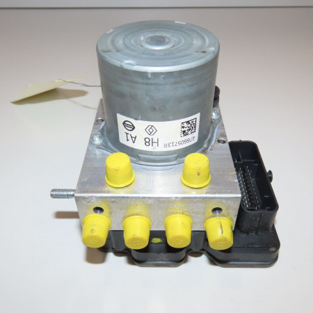 <span class="tt">Unité hydraulique ABS occasion  </span><span class="designation"> </span>
