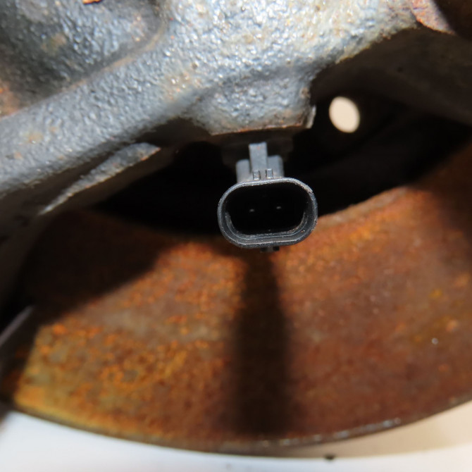 Moyeu avg occasion MERCEDES SPRINTER II 3