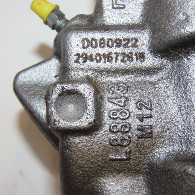 Etrier de frein avant gauche occasion  410111208R 5