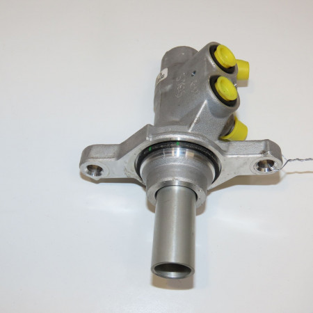 <span class="tt">Maitre cylindre occasion  </span><span class="designation"> </span>