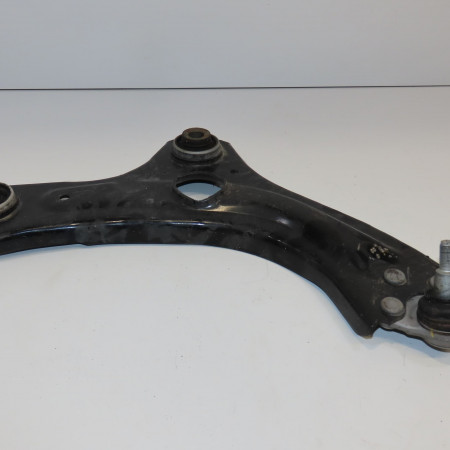 <span class="tt">Triangle inf avd occasion  </span><span class="designation"> </span>