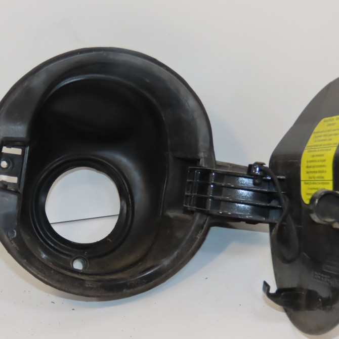 Volet de trappe carburant occasion FIAT FIORINO III Phase 1 01-2008->... 1.3 MULTIJET 16v 95ch 1353354080 3