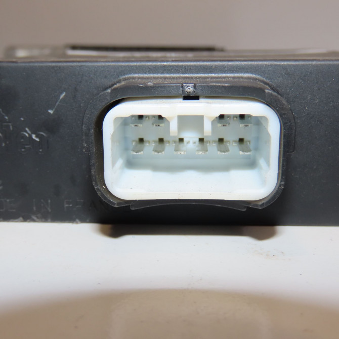 Calculateur moteur occasion PEUGEOT 107 Phase 3 01-2012->06-2014 1.0 68ch B000727880 3