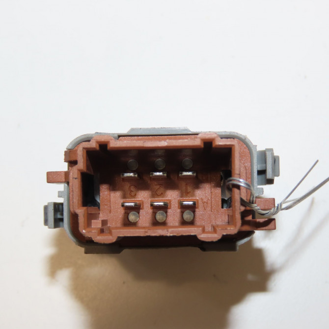 Commande lève-glace porte avant droite occasion RENAULT MEGANE II Phase 2 01-2006->06-2009 1.6i 16v 110ch 8200414961 3