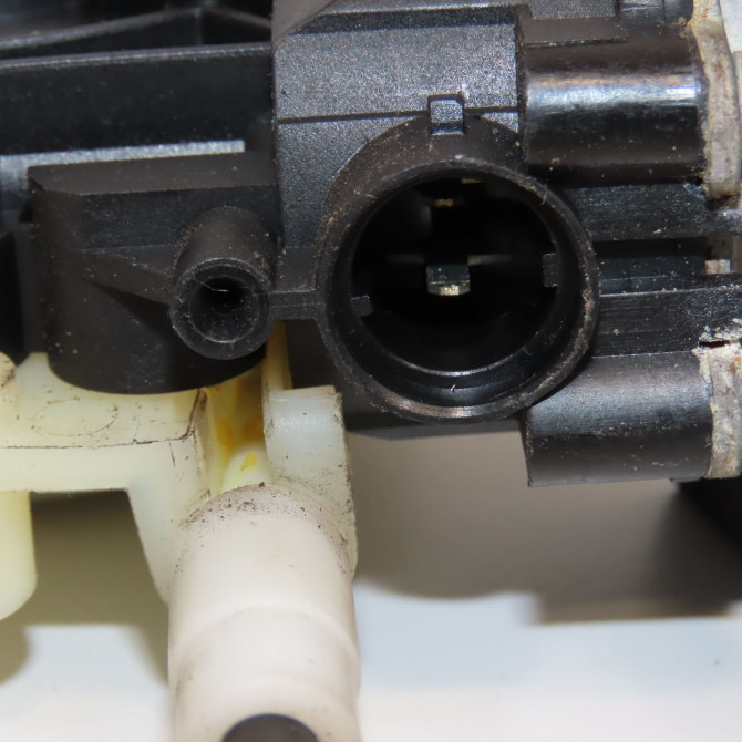 Mecanisme + moteur lève-glace avant droit occasion RENAULT MEGANE II Phase 2 01-2006->06-2009 1.6i 16v 110ch 8200075938 3