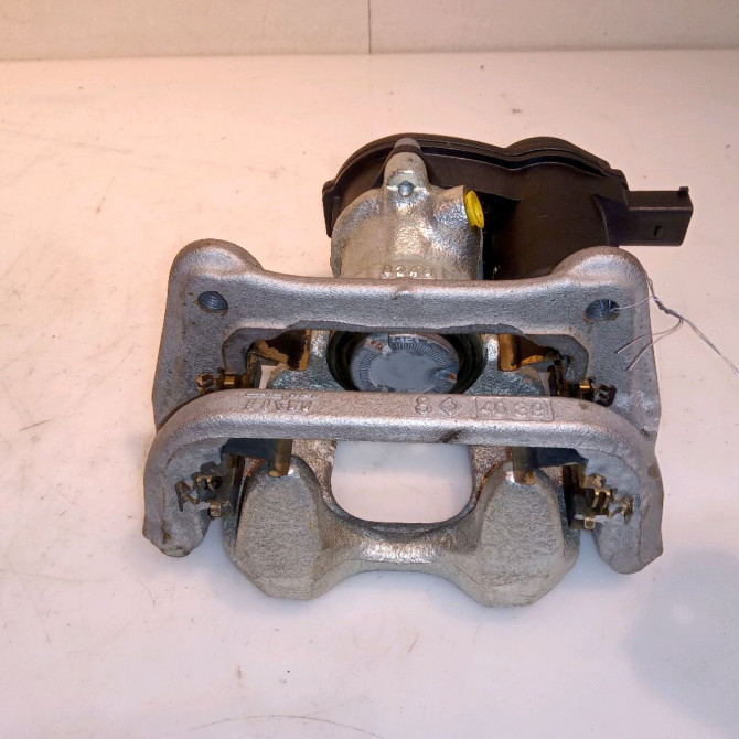 Etrier de frein arrière droit occasion JEEP RENEGADE Phase 1 09-2014->... 77367136 2