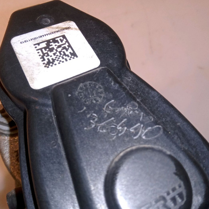 Etrier de frein arrière droit occasion JEEP RENEGADE Phase 1 09-2014->... 77367136 3