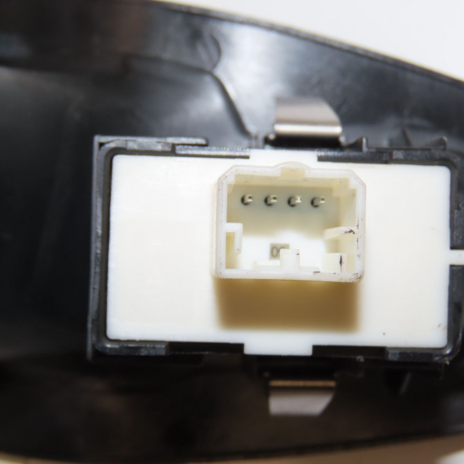 Commande leve-glace porte arrière droite occasion FIAT 500X Phase 1 11-2014->... 735603927 3