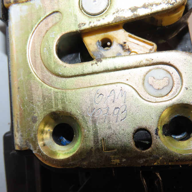 Serrure porte arg occasion NISSAN MICRA III Phase 1 01-2003->07-2005 1.5 DCI 82ch 82501AX11A 6