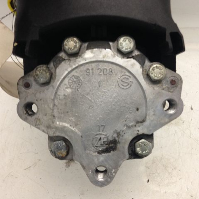 Pompe direction assistee occasion B.M.W. SERIE 3 IV Phase 2 09-2001->03-2005 320d 32411095155 3