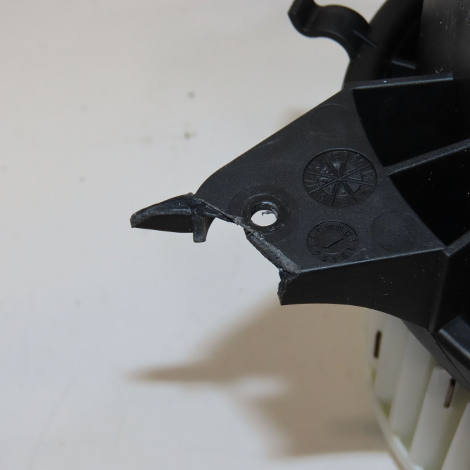 Ventilateur de chauffage occasion FIAT 500X Phase 1 11-2014->... 77367171 3