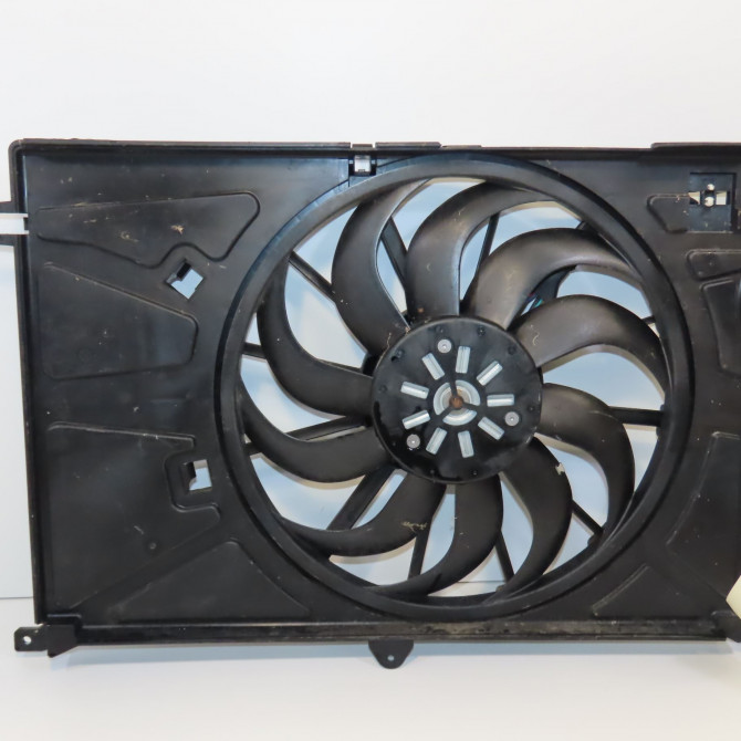 Ventilateur de refroidissement occasion FIAT 500X Phase 1 11-2014->... 52078868 1