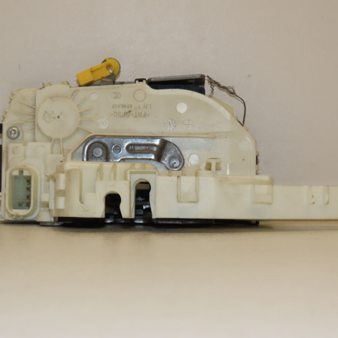 Serrure porte avg occasion JEEP RENEGADE Phase 1 09-2014->... 52139902 2