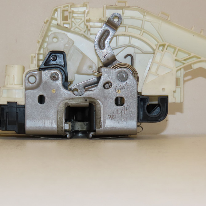 Serrure porte avg occasion JEEP RENEGADE Phase 1 09-2014->... 52139902 3