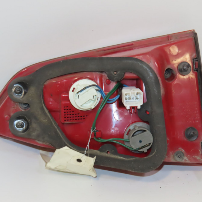 Feu arrière intérieur droit occasion KIA CEE D II Phase 1 09-2012->... 1.4 CRDI 90ch 92440A2100 2