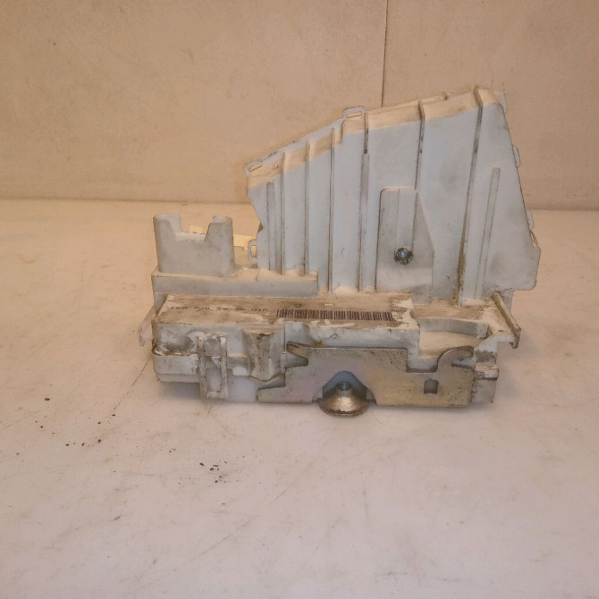 Serrure porte avd occasion MERCEDES CLASSE A II Phase 1 12-2004->04-2008 A 180 CDI 1697204235 1