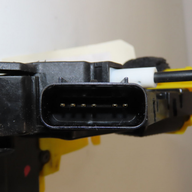 Serrure porte avg occasion KIA CEE D II Phase 1 BREAK 09-2012->12-2015 81310A2100 4