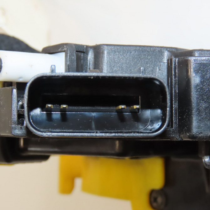 Serrure porte avd occasion KIA CEE D II Phase 1 BREAK 09-2012->12-2015 81320A2110 4