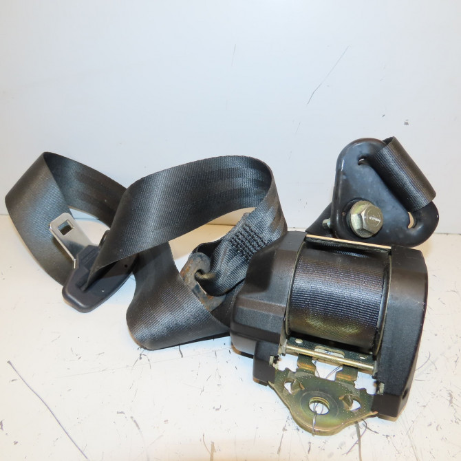 Ceinture arrière gauche occasion NISSAN MICRA III Phase 1 01-2003->07-2005 1.5 DCI 65ch 88845AX300 1
