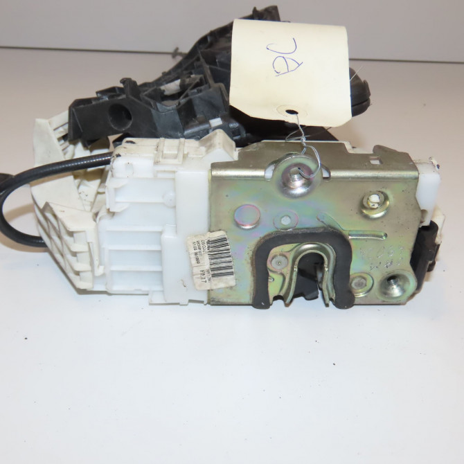 Serrure porte ard occasion MERCEDES CLASSE A II Phase 1 12-2004->04-2008 A 160 CDI 1697303035 2