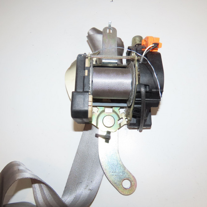 Ceinture avant gauche occasion NISSAN MICRA III Phase 1 01-2003->07-2005 1.5 DCI 82ch 86885AY310 2