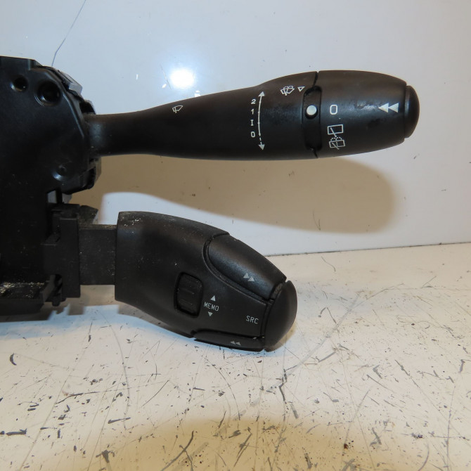 Bloc commodos occasion PEUGEOT 307 Phase 2 06-2005->03-2008 1.6 HDI 16v 90ch 98069975XT 2