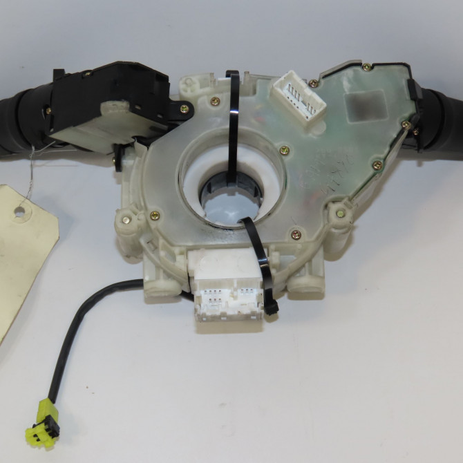 Bloc commodos occasion NISSAN MICRA III Phase 1 01-2003->07-2005 1.5 DCI 65ch 25560AX786 2