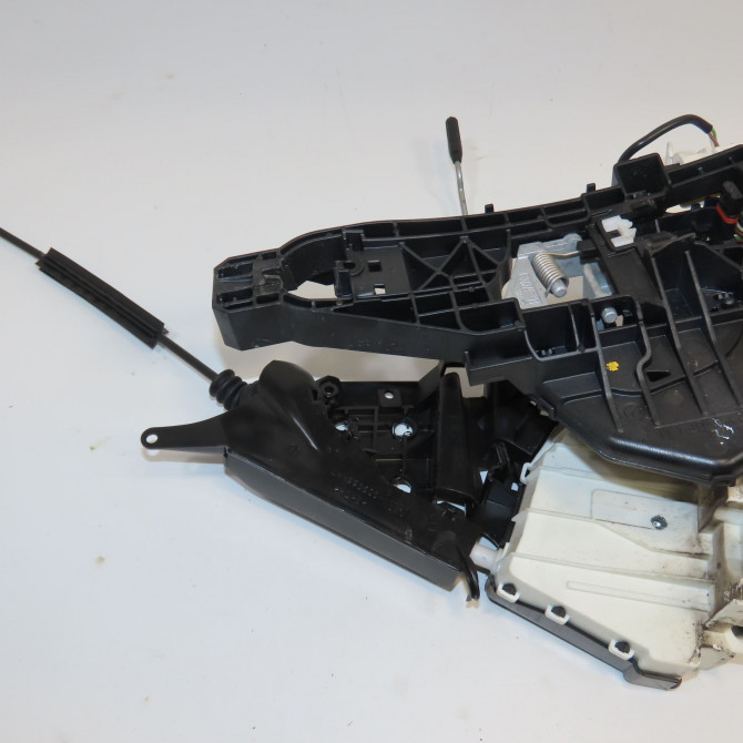 Serrure porte avg occasion MERCEDES CLASSE A II Phase 2 04-2008->06-2012 A 180 CDI 1697203535 2