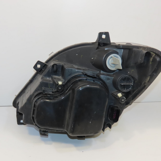 Phare droit occasion MERCEDES SPRINTER II Phase 1 06-2006->... 311 CDI 109ch 9068205700 2