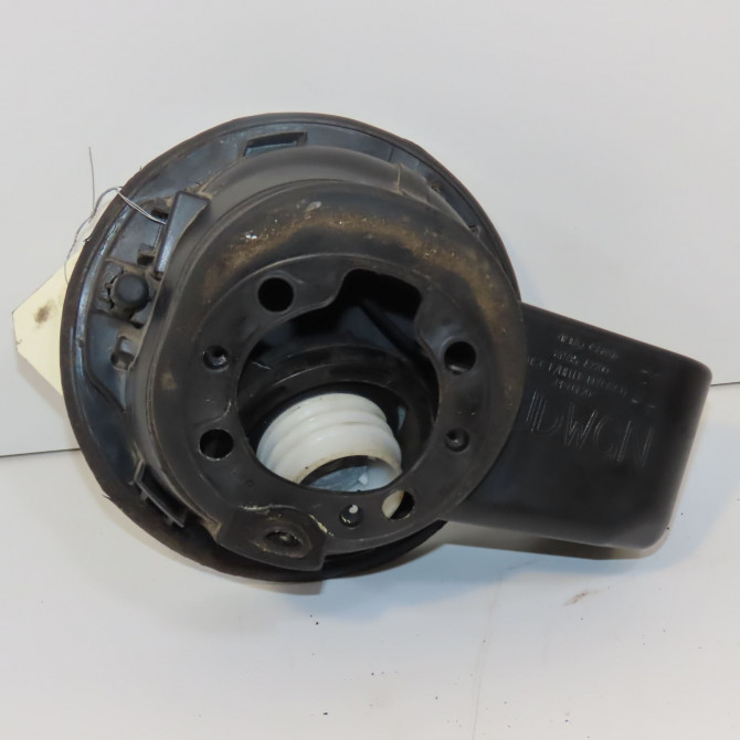 Volet de trappe carburant occasion KIA CEE D II Phase 1 09-2012->... 1.4 CRDI 90ch 69510A2200 3