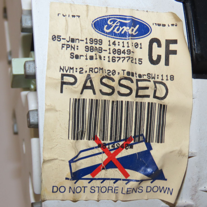 Compteur occasion FORD FOCUS I Phase 1 10-1998->09-2004 1.4i 1328422 4