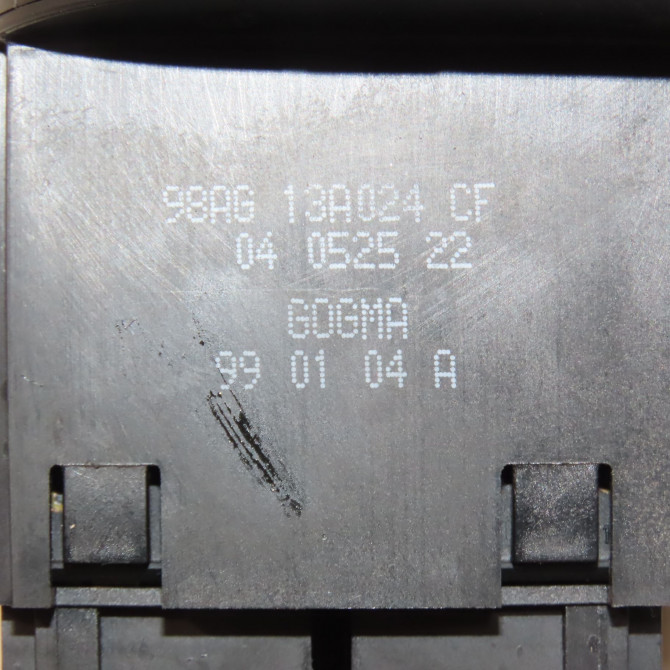 Interrupteur commande de phares occasion FORD FOCUS I Phase 1 10-1998->09-2004 1.4i 1319226 3