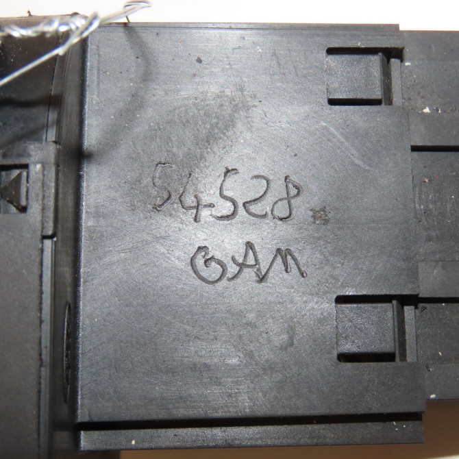 Interrupteur commande de phares occasion FORD FOCUS I Phase 1 10-1998->09-2004 1.4i 1319226 4