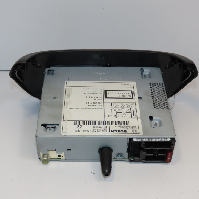 Autoradio occasion FIAT FIORINO III Phase 1 01-2008->... 1.3 MULTIJET 16v 95ch 735586125 2