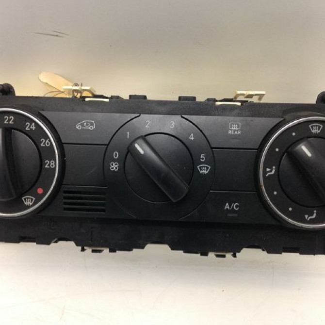 Commande de chauffage occasion RENAULT CLIO I Phase 1 06-1990->03-1994 1